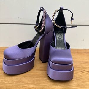 *brand new* never worn Versace Aevitas platform pumps lilac purple size 37